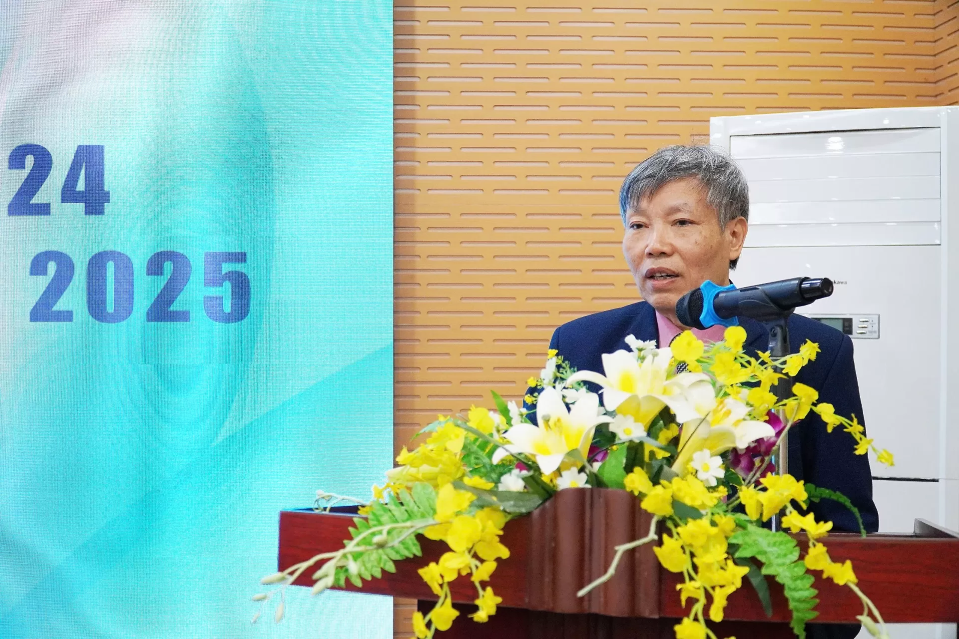 TTND.ThS.BS Nguyễn Văn Dung phát biểu tại Hội nghị