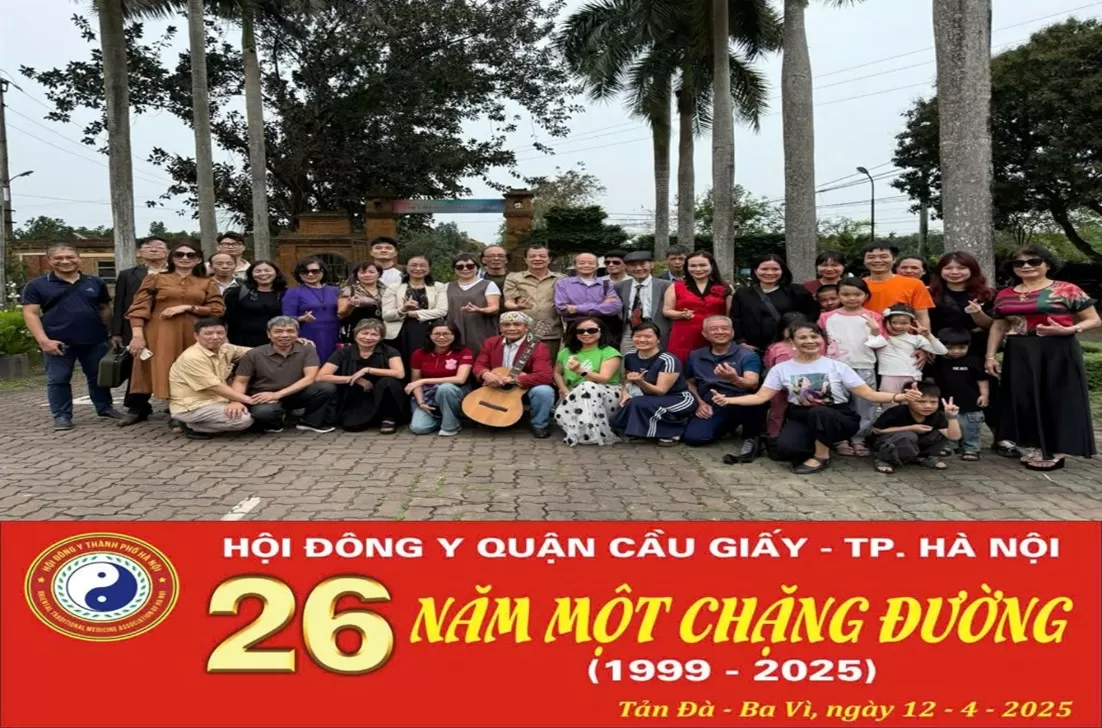 HỘI ĐÔNG Y QUẬN CẦU GIẤY – 26 NĂM MỘT CHẶNG ĐƯỜNG, MỘT HÀNH TRÌNH LAN TỎA YÊU THƯƠNG!